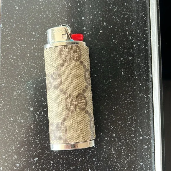 Gucci lighter Cover - Picture 6 of 10